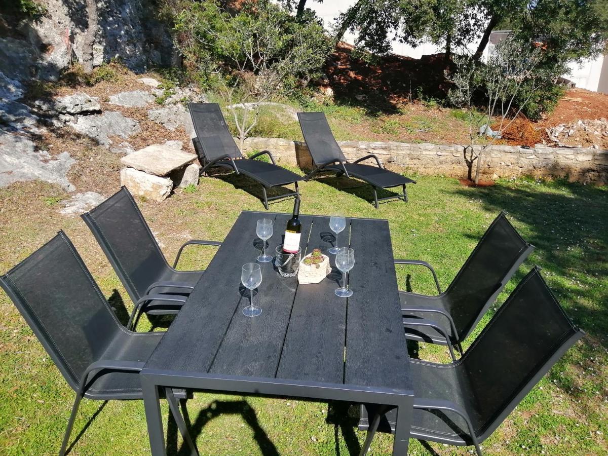 Apartament Garden Pjescana Uvala Zewnętrze zdjęcie