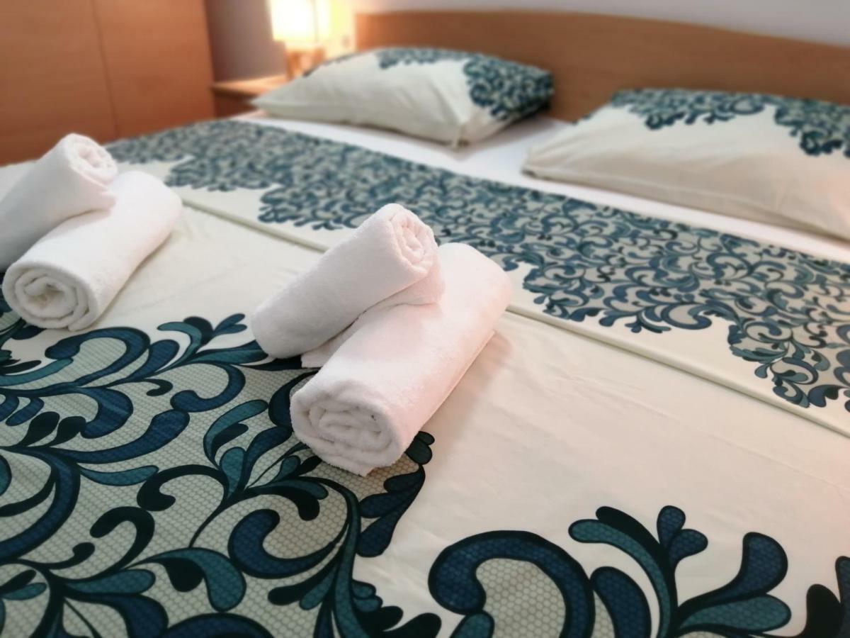 Apartament Garden Pjescana Uvala Zewnętrze zdjęcie