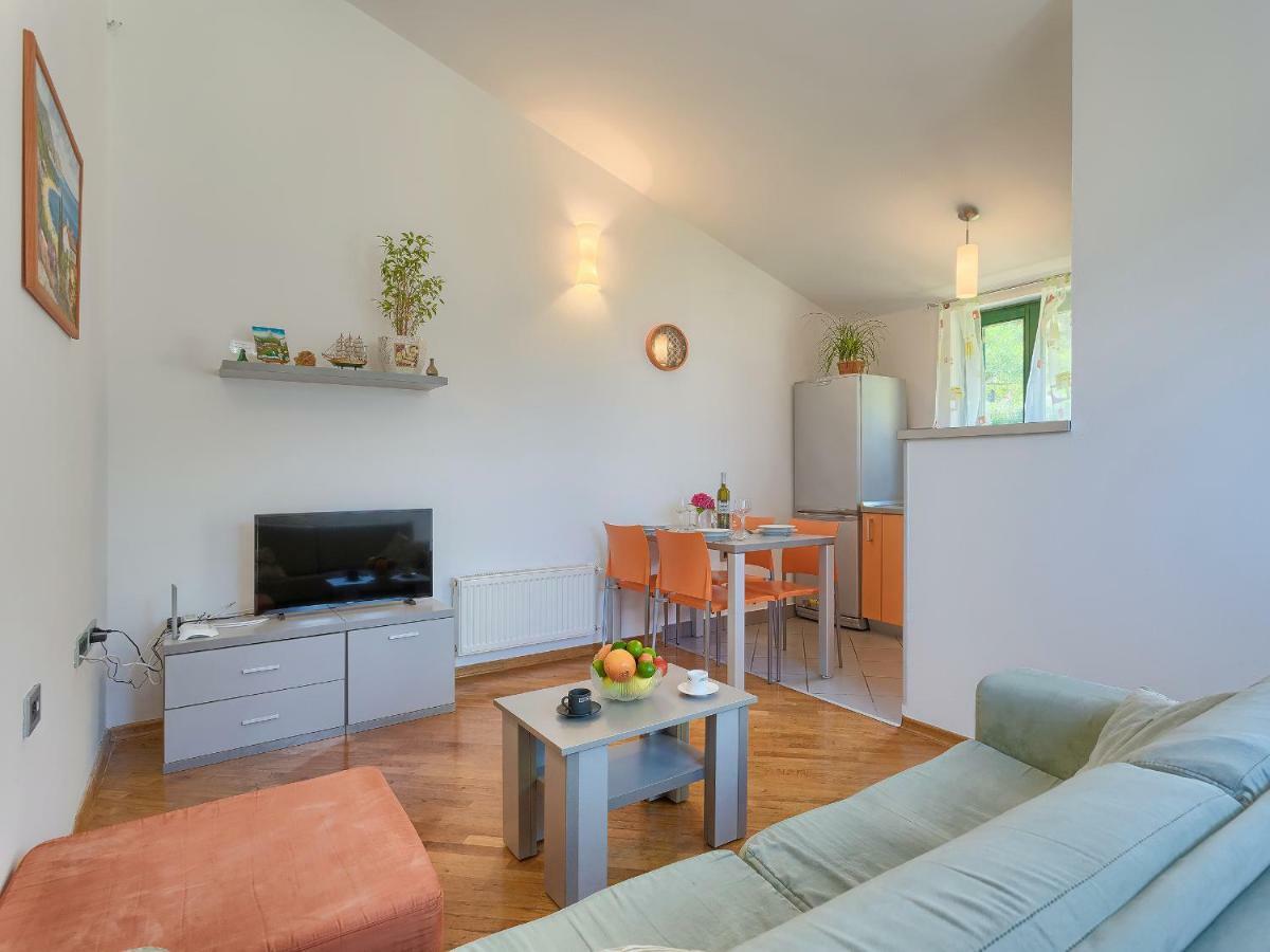 Apartament Garden Pjescana Uvala Zewnętrze zdjęcie